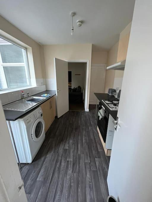 דירות נוטינגהאם Flat 1, 67 Colwick Road Ng2 4Al מראה חיצוני תמונה